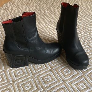 CAMPER Black Boots 39 / 9 Leather Great shape